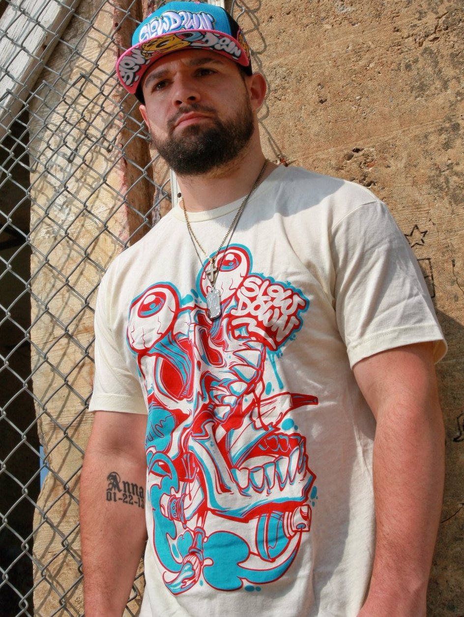 Red and blue Skull artist tee
